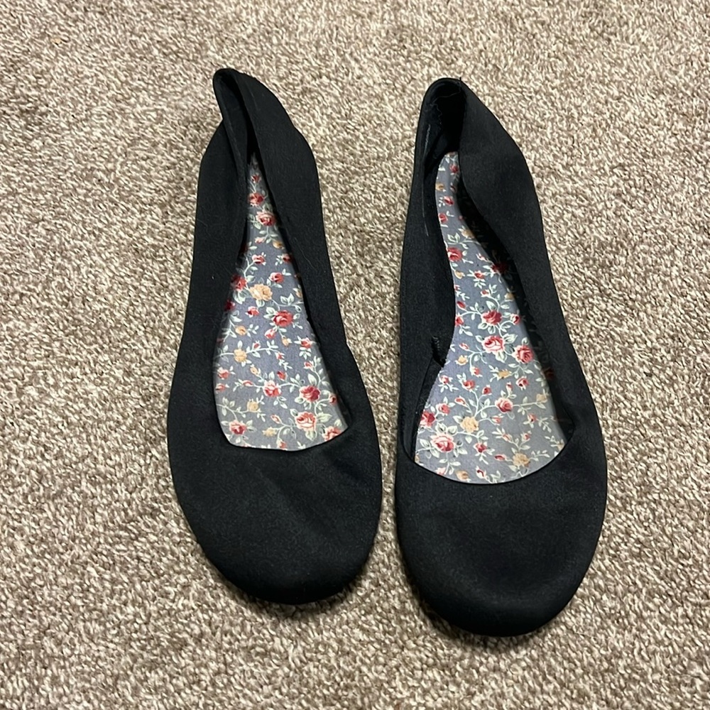 Little black shoes